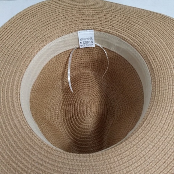 Women's Tan With Brown Band Straw Hat *NWOT* - Picture 7 of 8